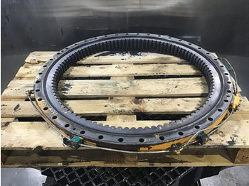 Запчасти LIEBHERR