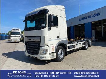 Грузовик-контейнеровоз/ Сменный кузов DAF XF 106 480