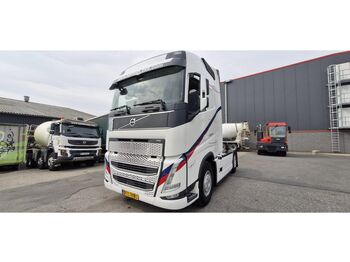 Тягач VOLVO FH 500