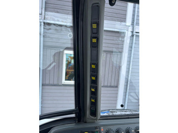 Трактор Valtra M150: фото 4 Трактор Valtra M150: фото 4