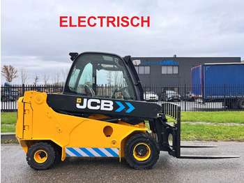 Телескопический фронтальный погрузчик JCB