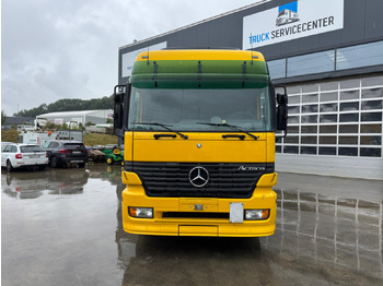 Тентованный грузовик MERCEDES Actros 1835 4x2: фото 2