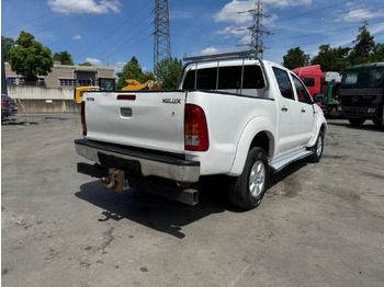 TOYOTA Hilux 3.0D 4WD лизинг TOYOTA Hilux 3.0D 4WD: фото 5