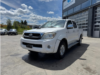 TOYOTA Hilux 3.0D 4WD лизинг TOYOTA Hilux 3.0D 4WD: фото 1
