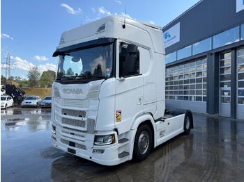 Тягач SCANIA S 450