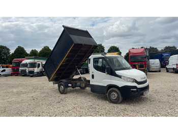 Малотоннажный самосвал IVECO Daily