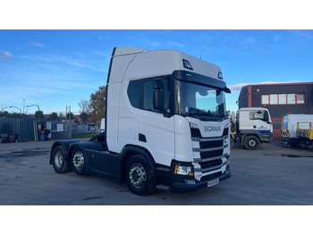 Тягач Scania R 450: фото 1