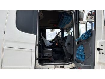 Тягач Scania R 580: фото 5 Тягач Scania R 580: фото 5