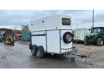 Прицеп-коневоз WESTFALIA