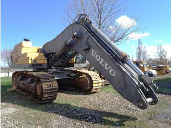 Гусеничный экскаватор VOLVO EC700