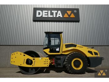 Каток BOMAG