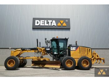 Грейдер CATERPILLAR 160
