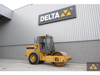 Каток Caterpillar CS433C: фото 3