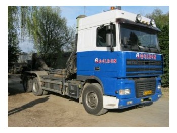 Грузовик DAF 95 XF: фото 1