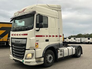 Тягач DAF XF 106 460