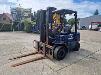 Дизельный погрузчик CATERPILLAR DP