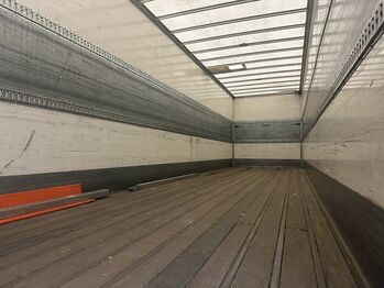 Полуприцеп-фургон Pacton Box semi-trailer: фото 5