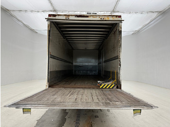 Грузовик с закрытым кузовом Renault Premium 240 DXi: фото 5 Грузовик с закрытым кузовом Renault Premium 240 DXi: фото 5