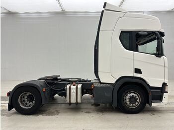 Тягач Scania R450: фото 4