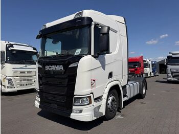 Тягач SCANIA R 450