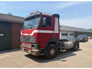 Тягач VOLVO FH12 420