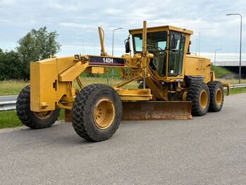Грейдер CATERPILLAR 140H