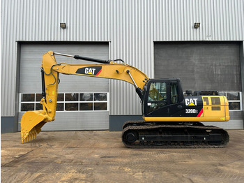 Гусеничный экскаватор CATERPILLAR 320D2