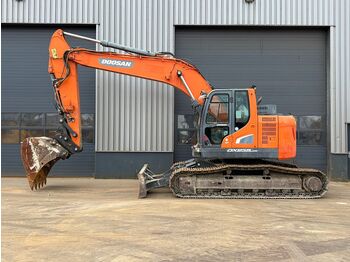 Гусеничный экскаватор DOOSAN DX235LCR