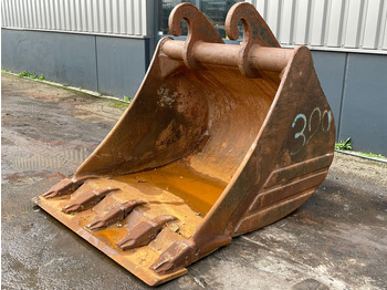 Экскаватор