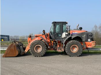 Колёсный погрузчик HITACHI ZW250