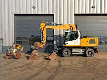 Колёсный экскаватор LIEBHERR
