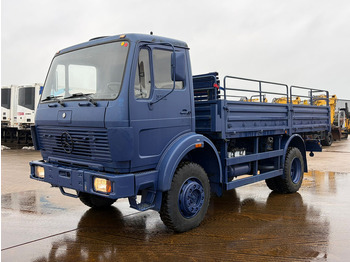 Грузовик MERCEDES-BENZ