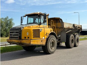 Сочленённый самосвал VOLVO A25D
