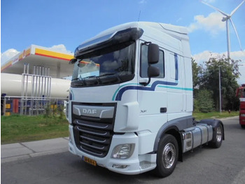 Тягач DAF XF 450