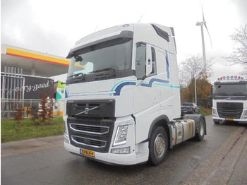 Тягач VOLVO FH 420