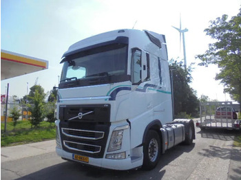 Тягач VOLVO FH 420