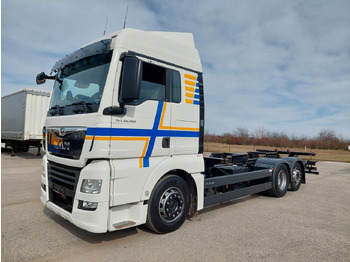 Грузовик-контейнеровоз/ Сменный кузов MAN TGX 26.460