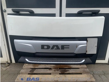 Решётка радиатора DAF XF 106