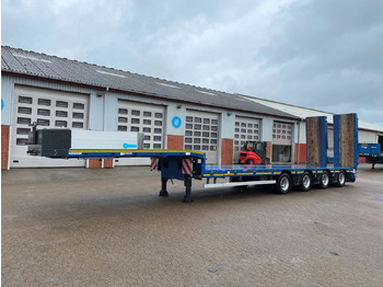 Низкорамный полуприцеп GOLDHOFER STN