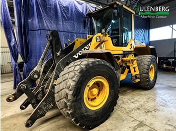 Колёсный погрузчик VOLVO L120F