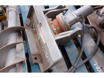 Навесное оборудование для Строительной техники Godets pour pelle,Mini pelle, Tracto pelle. Fourche et mat d'elevateur.Moteur de forage avec tariere: фото 4 Навесное оборудование для Строительной техники Godets pour pelle,Mini pelle, Tracto pelle. Fourche et mat d'elevateur.Moteur de forage avec tariere: фото 4