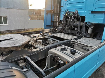 Тягач Volvo FH460: фото 4