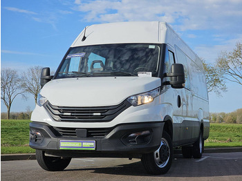 Цельнометаллический фургон IVECO Daily