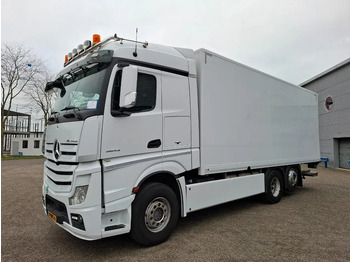 Грузовик с закрытым кузовом MERCEDES-BENZ Actros