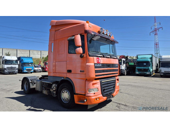 Тягач DAF XF 105 460