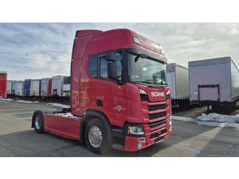 Тягач SCANIA R 450