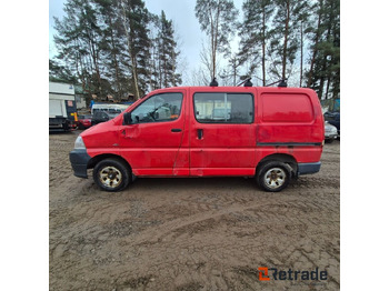 Легковой автомобиль TOYOTA