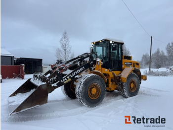 Колёсный погрузчик HYUNDAI