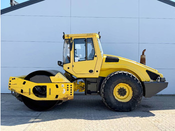 Каток BOMAG BW213DH-4