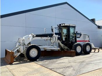 Грейдер CATERPILLAR 120
